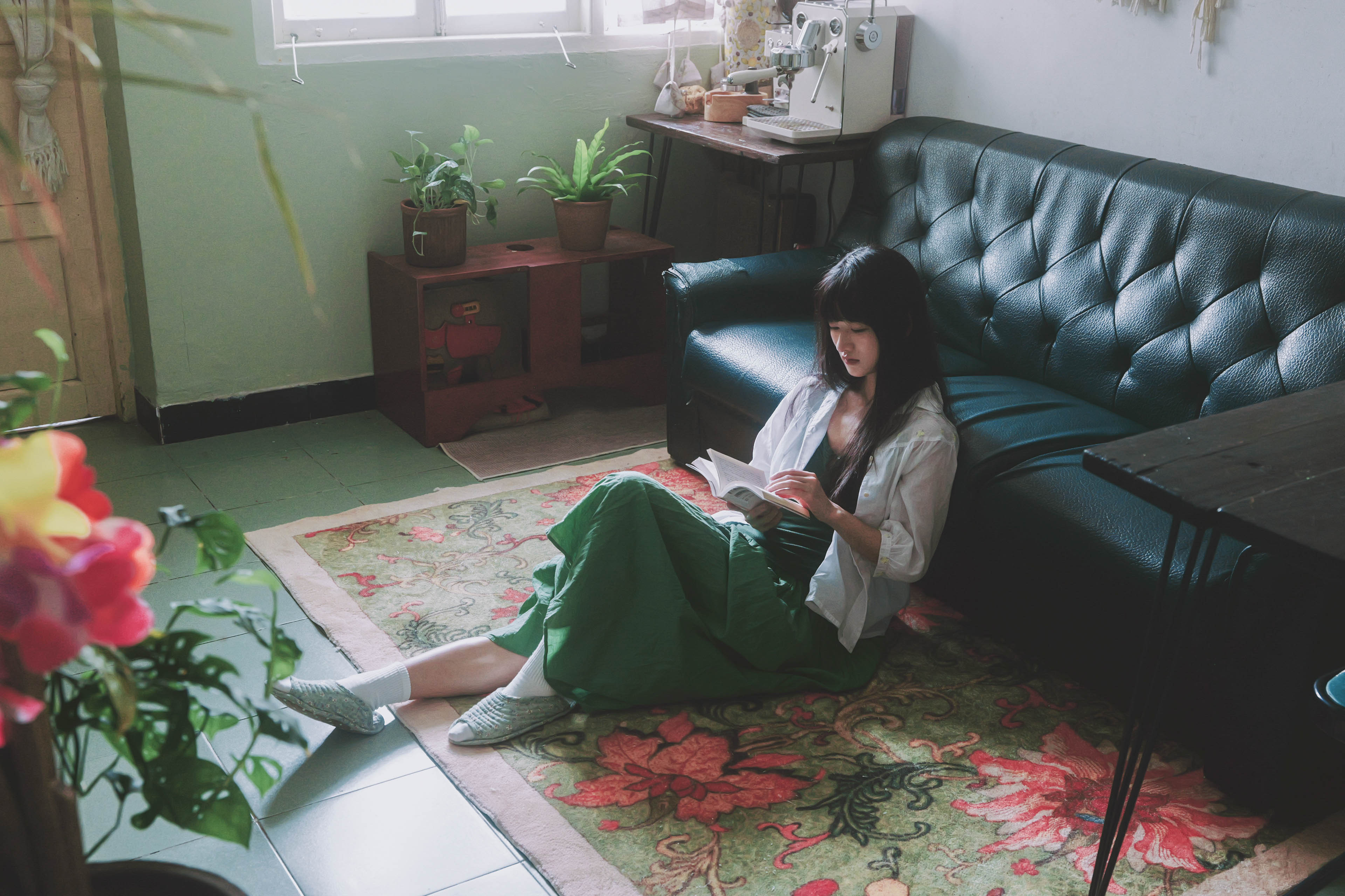 Featured image of post 她说暗恋是一场漫长的潮湿